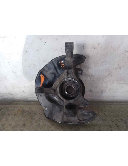 MANGUETA DELANTERA IZQUIERDA TOYOTA AVENSIS BERLINA (T25) - 176499