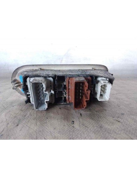 MANDO ELEVALUNAS DELANTERO IZQUIERDO RENAULT SCENIC II (JM) - 94000