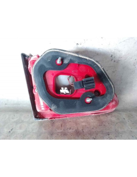 PILOTO TRASERO DERECHO INTERIOR VOLKSWAGEN PASSAT BERLINA (362) - 180115