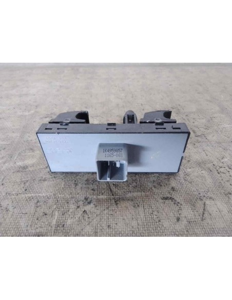 MANDO ELEVALUNAS DELANTERO IZQUIERDO VOLKSWAGEN PASSAT BERLINA (3C2) - 177096