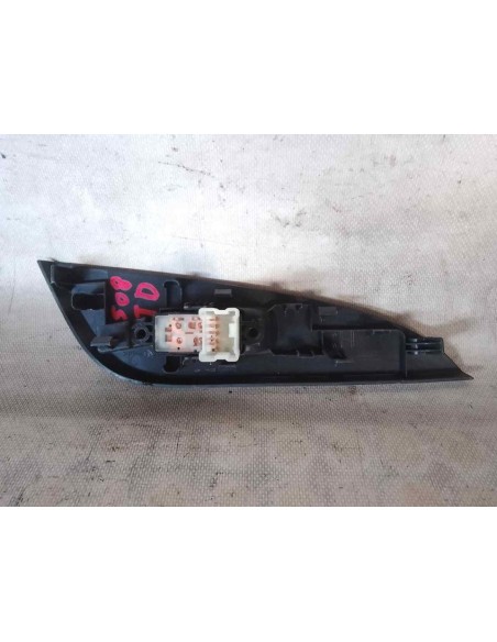 MANDO ELEVALUNAS TRASERO DERECHO NISSAN PULSAR (C13M) - 173467