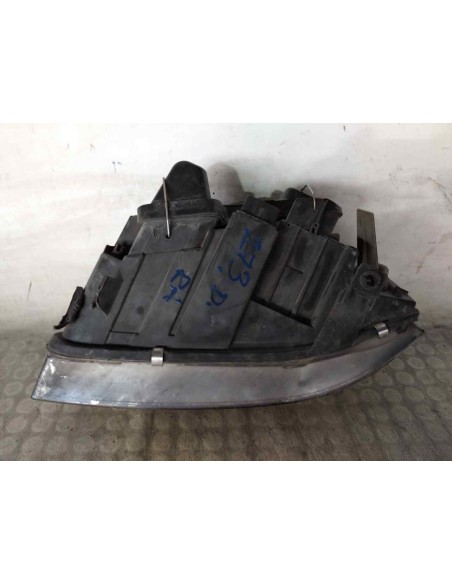 FARO DERECHO AUDI A6 BERLINA (4B2) - 138406