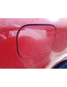 TAPA EXTERIOR COMBUSTIBLE MERCEDES-BENZ CLASE C (BM 203)...