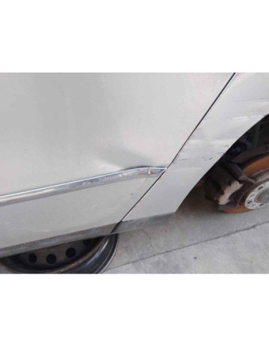 PUERTA TRASERA IZQUIERDA VOLKSWAGEN PASSAT...