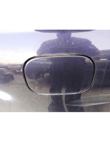 TAPA EXTERIOR COMBUSTIBLE MERCEDES-BENZ CLASE C...