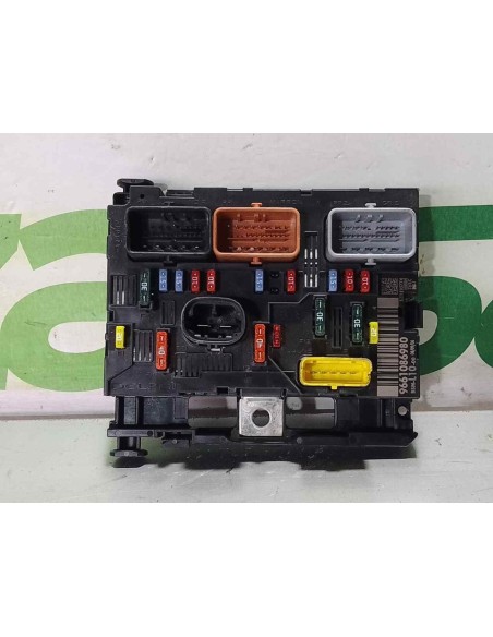 CAJA RELES / FUSIBLES PEUGEOT 207 - 263995