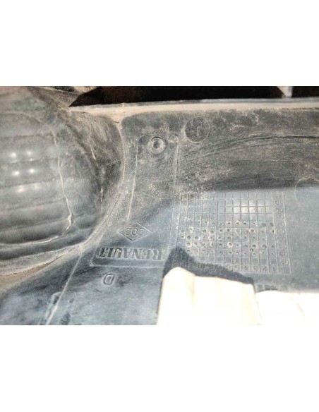 PILOTO TRASERO DERECHO RENAULT KANGOO I (F/KC0) - 176064