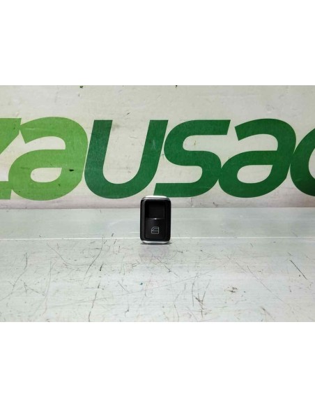 MANDO ELEVALUNAS DELANTERO DERECHO MERCEDES-BENZ CLASE A (BM 176) - 246671