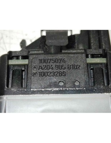 MANDO ELEVALUNAS TRASERO DERECHO MERCEDES-BENZ...