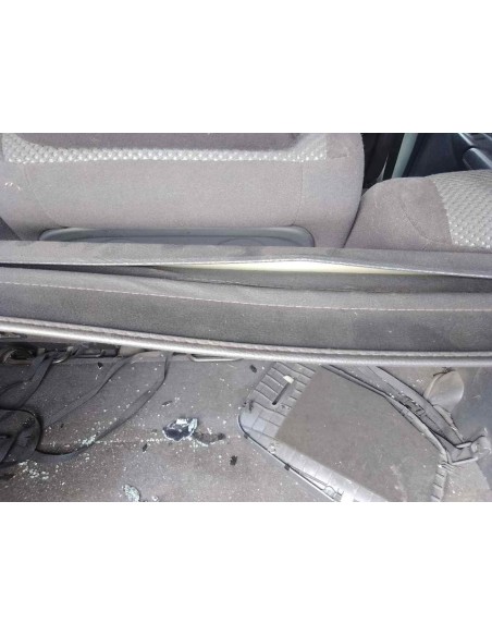 BANDEJA TRASERA MAZDA PREMACY (CP) - 235330