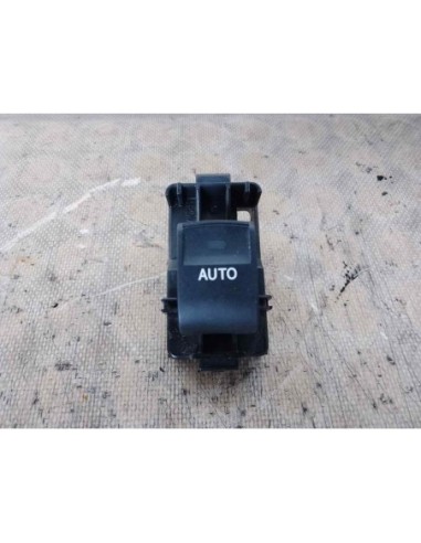 MANDO ELEVALUNAS TRASERO IZQUIERDO TOYOTA PRIUS...