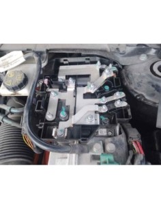 CAJA RELES / FUSIBLES LYNK   CO 01 - 244022