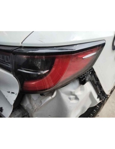 PILOTO TRASERO DERECHO TOYOTA COROLLA TOURING...