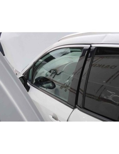 LUNA DELANTERA IZQUIERDA TOYOTA COROLLA TOURING...