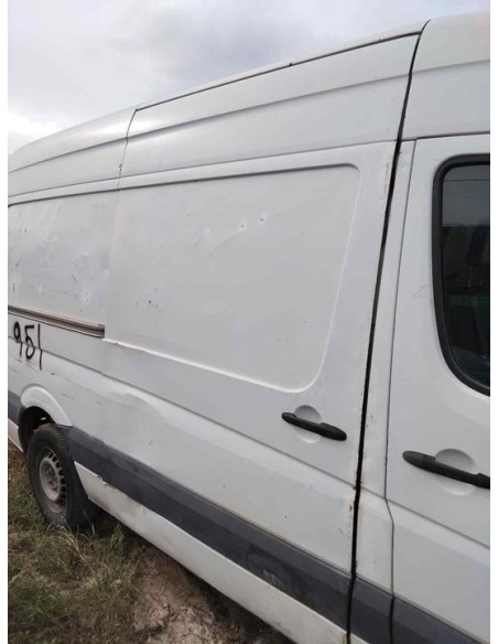 PUERTA LATERAL CORREDERA DERECHA MERCEDES-BENZ SPRINTER II FURGÓN - 253416