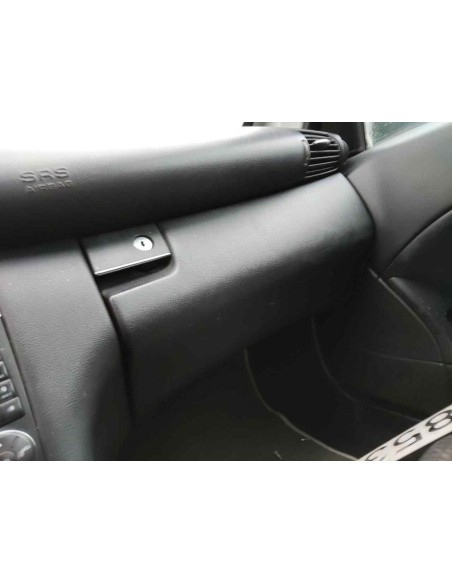 GUANTERA MERCEDES-BENZ CLASE C (BM 203) SPORTCOUPE - 253505