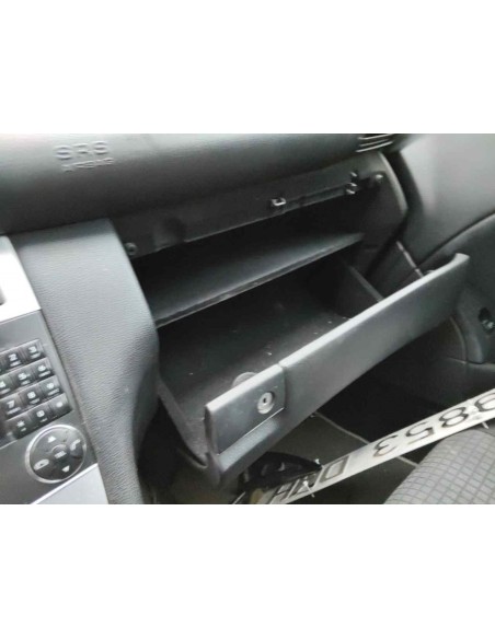 GUANTERA MERCEDES-BENZ CLASE C (BM 203) SPORTCOUPE - 253505