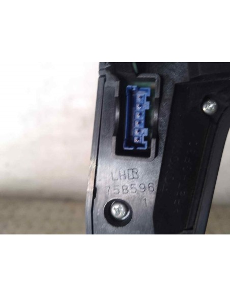 MANDO VOLANTE TOYOTA AVENSIS BERLINA (T25) - 195900