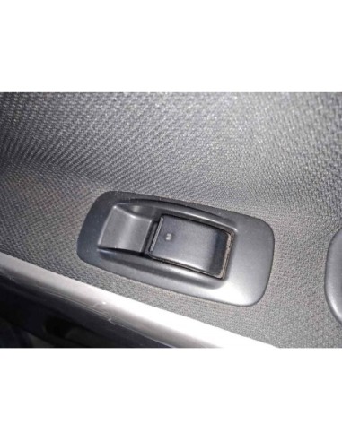 MANDO ELEVALUNAS TRASERO DERECHO TOYOTA COROLLA...