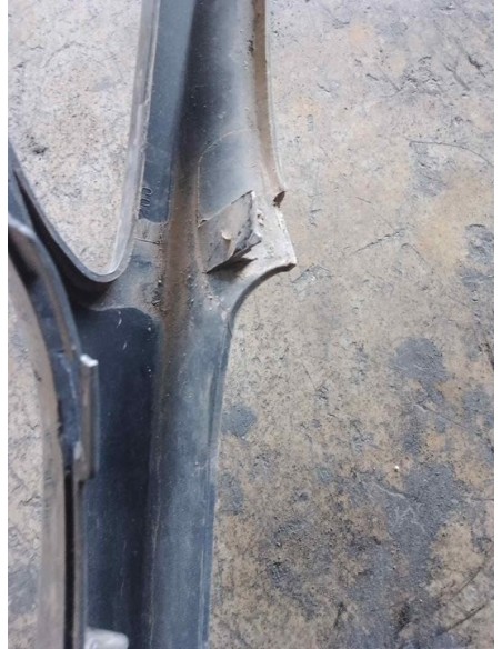 REJILLA DELANTERA PEUGEOT 206 - 208207