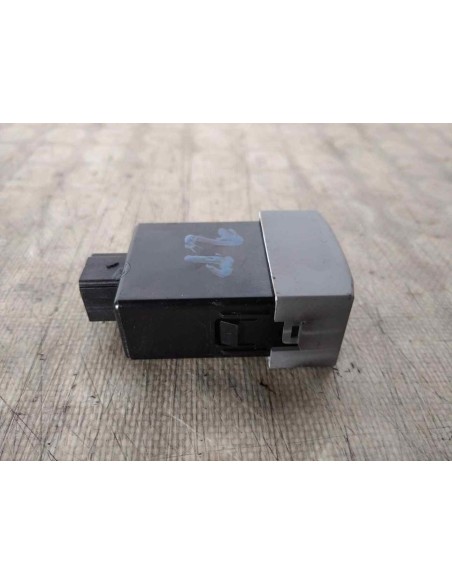 MANDO LUCES KIA SORENTO (BL) - 111993