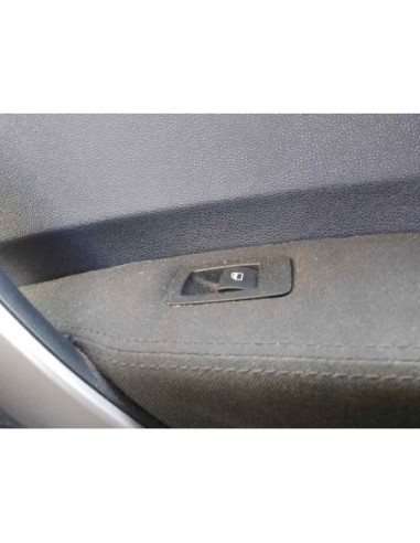 MANDO ELEVALUNAS TRASERO DERECHO BMW SERIE 1...