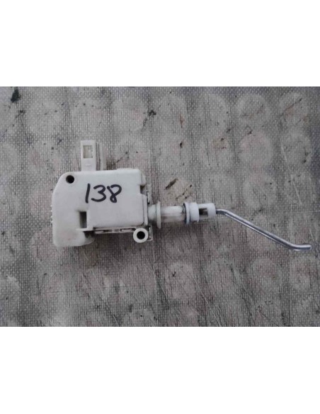 MOTOR CIERRE CENTRALIZADO PORTON SEAT CORDOBA BERLINA (6K2) - 105124