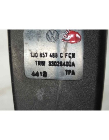NO IDENTIFICADO VOLKSWAGEN GOLF IV BERLINA...