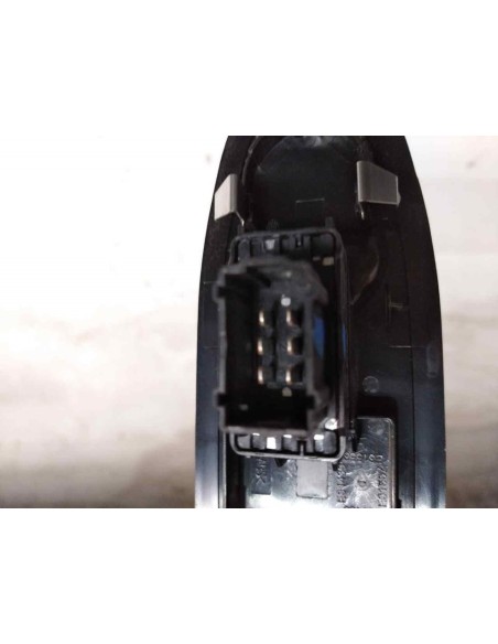 MANDO ELEVALUNAS DELANTERO DERECHO PEUGEOT 208 - 124938