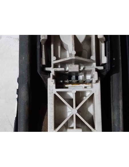 PILOTO TRASERO IZQUIERDO RENAULT RAPID /EXPRESS (F40) - 135455