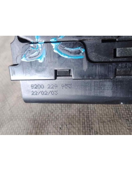 CERRADURA MALETERO / PORTON RENAULT LAGUNA II (BG0) - 99102