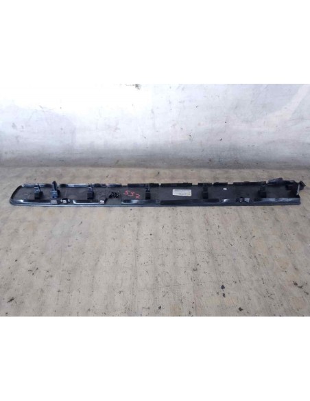 MOLDURA VOLKSWAGEN PASSAT BERLINA (3C2) - 182339