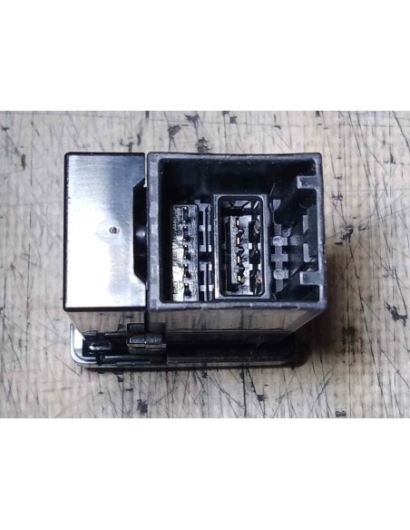 INTERRUPTOR TOYOTA YARIS (XP13) - 195681