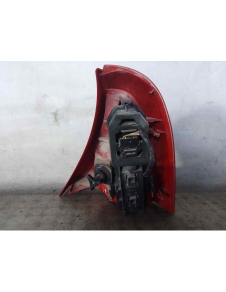 PILOTO TRASERO IZQUIERDO RENAULT CLIO II FASE I (B/CB0) - 175350