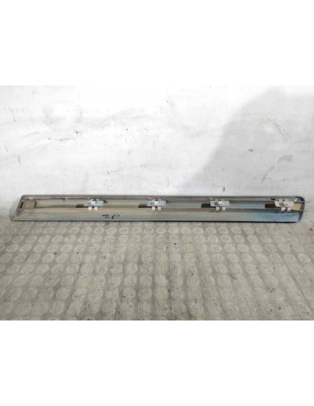 MOLDURAS TRASERAS MERCEDES-BENZ CLASE E (BM 210) BERLINA - 143445