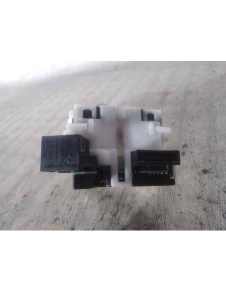 MANDO LIMPIA NISSAN NOTE (E11E) - 139283