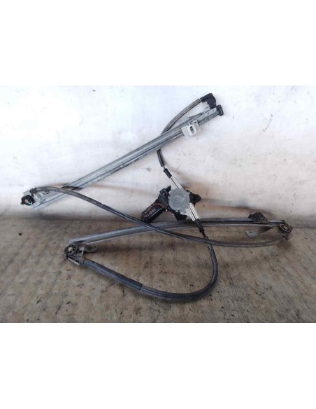 ELEVALUNAS DELANTERO DERECHO CHRYSLER VOYAGER GS - 111616