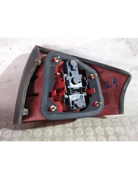 PILOTO TRASERO IZQUIERDO AUDI A6 BERLINA (4B2) - 126645