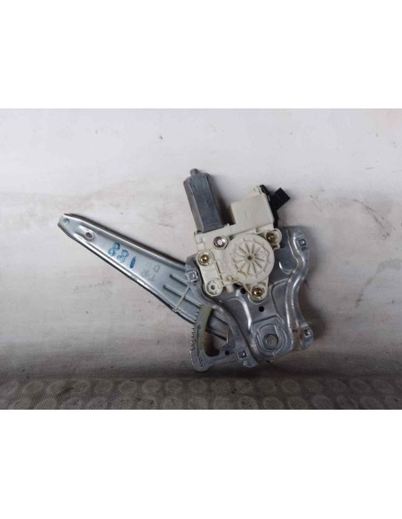 ELEVALUNAS TRASERO DERECHO TOYOTA COROLLA (E12) - 114841