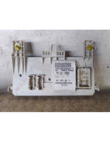 CAJA RELES / FUSIBLES FORD FOCUS BERLINA (CAP)...