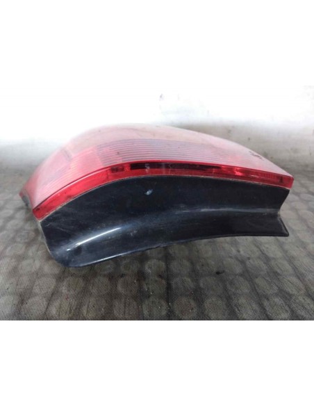 PILOTO TRASERO DERECHO TOYOTA COROLLA (E12) - 114446