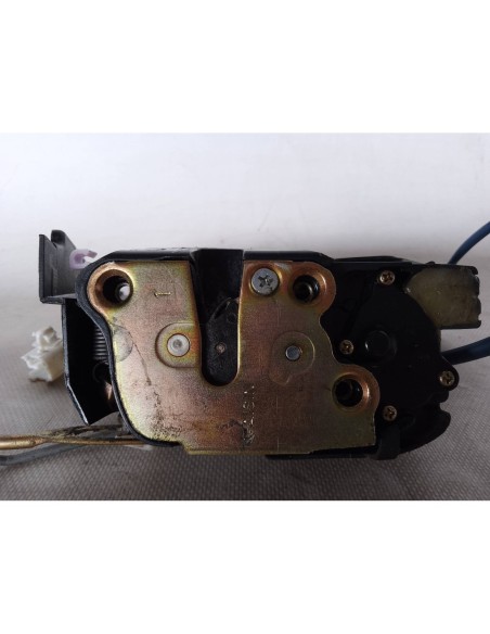 CERRADURA PUERTA DELANTERA IZQUIERDA TOYOTA COROLLA (E11) - 104080