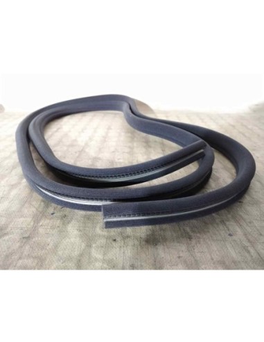 GOMAS CONTORNO PUERTA MERCEDES-BENZ CLASE 124...