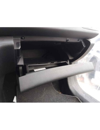 GUANTERA RENAULT MEGANE IV BERLINA 5P - 155956