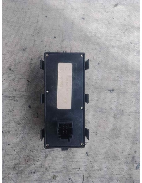 MANDO ELEVALUNAS DELANTERO IZQUIERDO MERCEDES-BENZ CLASE A (BM 168) - 129600