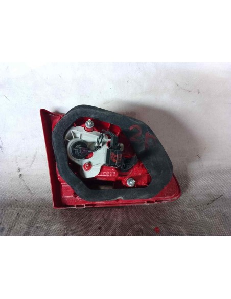 PILOTO TRASERO DERECHO INTERIOR VOLKSWAGEN PASSAT BERLINA (362) - 129021