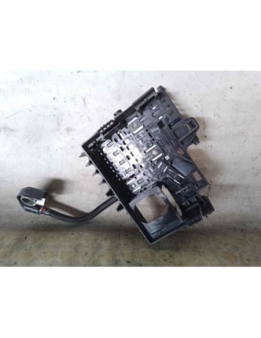 CAJA RELES / FUSIBLES OPEL CORSA E - 205091