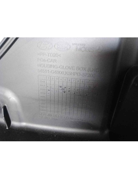 GUANTERA HYUNDAI I30 FASTBACK (PD) - 118145