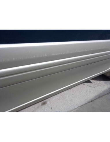 PUERTA DELANTERA DERECHA KIA CARNIVAL II (FL) -...