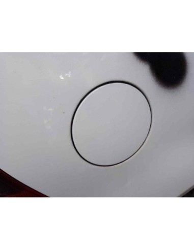 TAPA EXTERIOR COMBUSTIBLE VOLKSWAGEN GOLF IV...